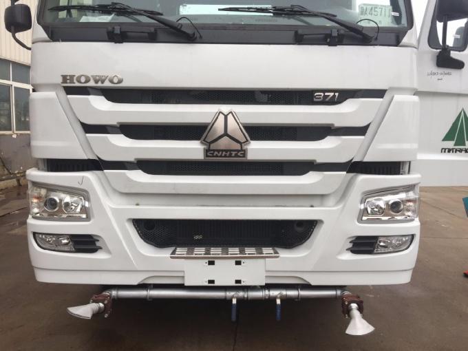 Sinotruk HOWO 6X4 25, 000 litros riega el camión