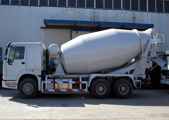 10CBM mezclador concreto montado remolque, camión de la bomba del mezclador concreto de las ruedas de RHD 10