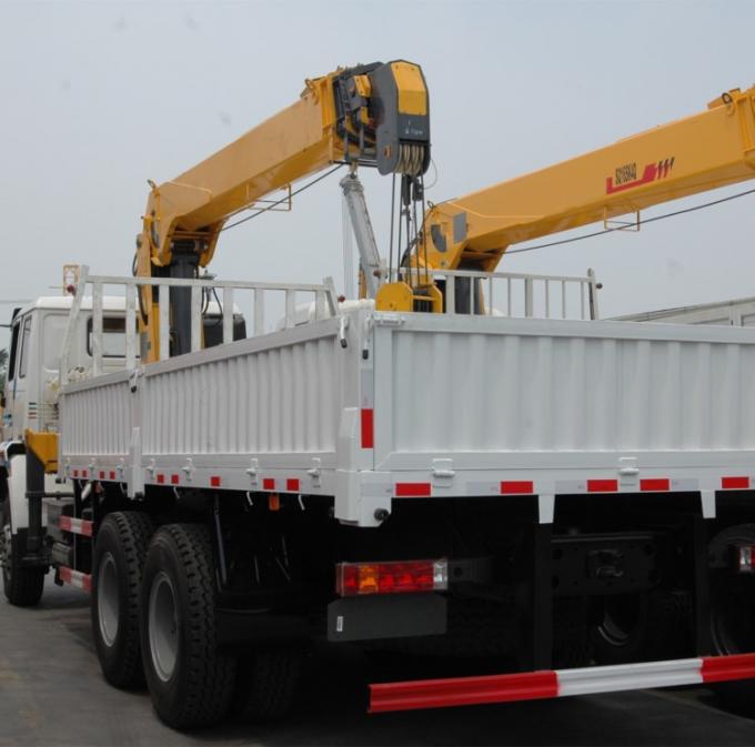 Precio telescópico montado camión de la grúa del auge de la grúa 10ton de Sinotruk HOWO 6X4 10t de la marca del top de China