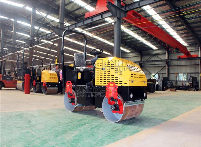 Envase de 3 weheels de los árboles 12 50 toneladas de Van Semi Trailer resistente 4