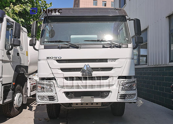 el tanque de agua 20m3 que asperja el camión Sinotruk Howo 6x4