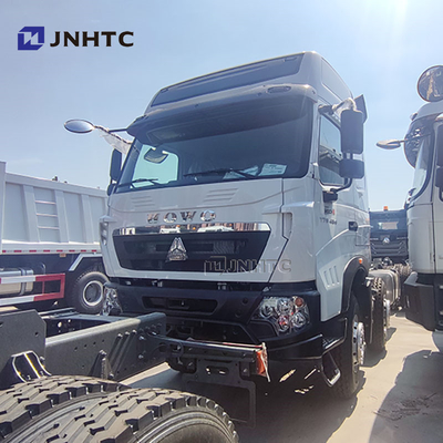 Venta caliente SINOTRUK HOWO T7S 6x4 camión de descarga camión de chasis diésel para África