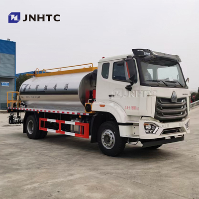 HOWO NX camiones de asfalto 4X2 2206HP para la venta