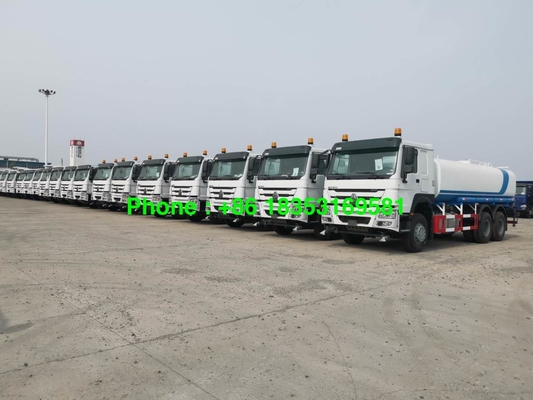 Camión del espray de agua de Sinotruk Howo 7 6x4 Q345B 20000L