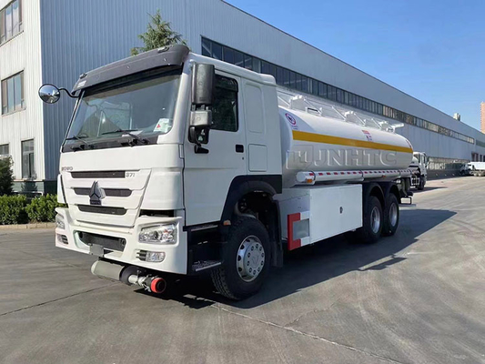 conducción del camión de petrolero de 6x4 20000L Sinotruk Howo 371hp LHD