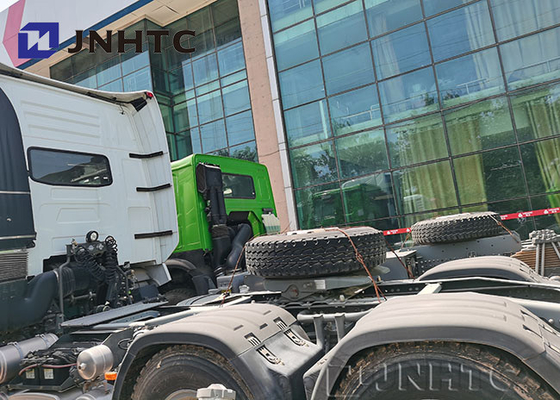 Tipo de conducción del camión LHD del tractor de Sinotruck Howo 6x4
