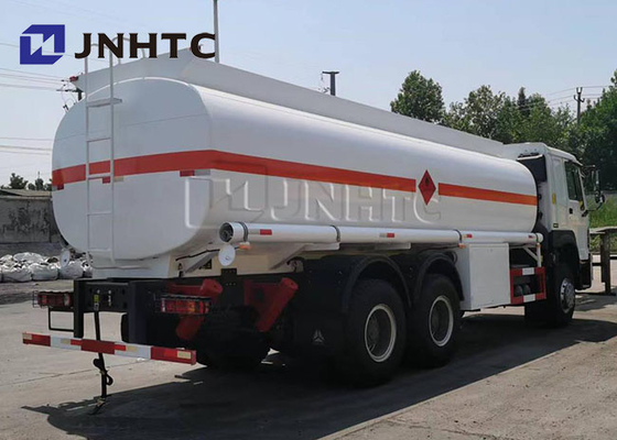 combustible diesel del camión del buque de petróleo de 6x4 20000L 371Hp Sinotruk Howo