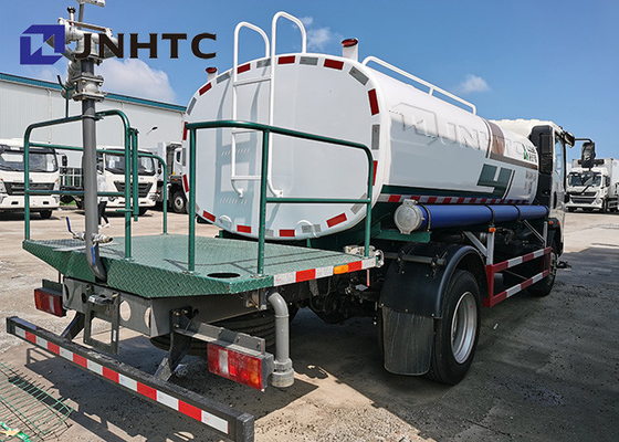 Camión 4x2 10cbm de Mini Sinotruk Howo Tanker Water