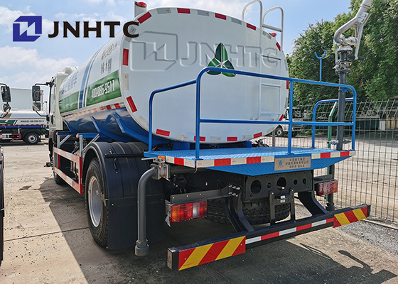 Camión 4x2 10cbm de Mini Sinotruk Howo Tanker Water