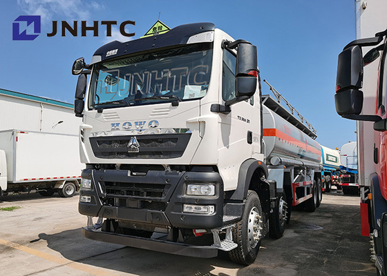 El depósito de gasolina de aceite de Sinotruk HOWO 8X4 acarrea capacidad 25000 litros