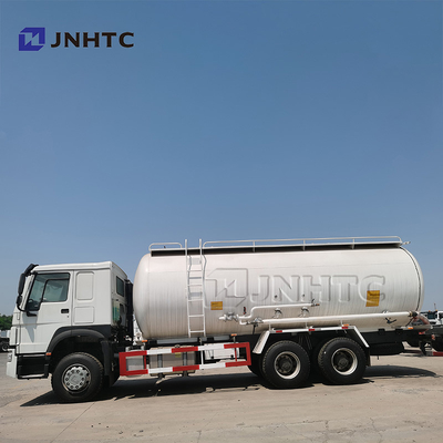 SINOTRUCK HOWO Camión volquete Varios materiales en polvo