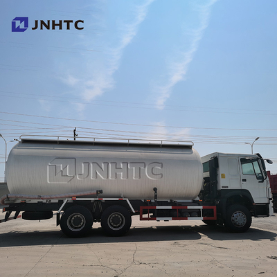 SINOTRUCK HOWO Camión volquete Varios materiales en polvo