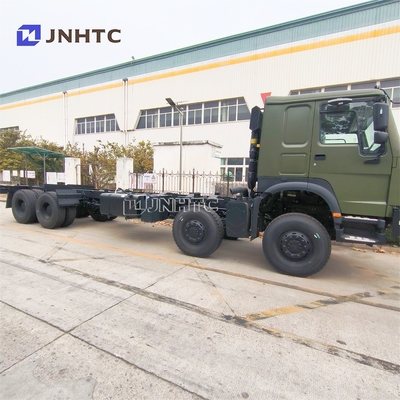 Sinotruk 8x8 con tracción en todas las ruedas Camión de carga pesada Camión de combustible diesel