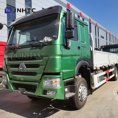 Vehículo de carga ligero de mano izquierda Howo 4x2 6 ruedas 300hp