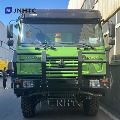 HOWO 6x6 con tracción a ruedas completas camión de carga pesada 22cbm Capacidad
