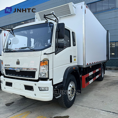 Nuevo camión frigorífico Lihgt Sinotruck 4X2 5 toneladas para la refrigeración de alimentos Entrega bajo precio