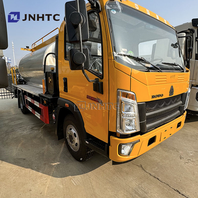 China Venta caliente Howo 4 Cbms Carretera Distribuidor de Asfalto Inteligente Camiones NUEVO rociador de betún Camión de Distribución de Asfalto