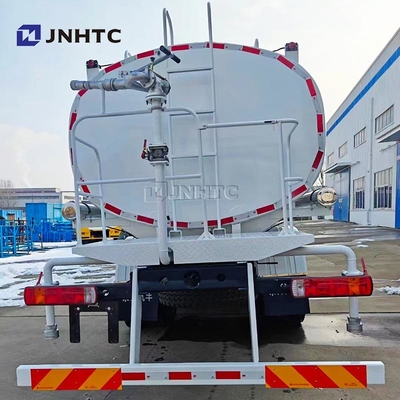 Cisterna de agua caliente BEIBEN Camión de rociado de agua 6X4 300HP/380HP 10 ruedas 25m3 En venta