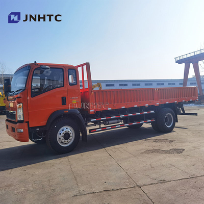 Venta caliente HOWO Camiones de carga 4X2 6 ruedas 8-10Tons Dirección directa con aire acondicionado
