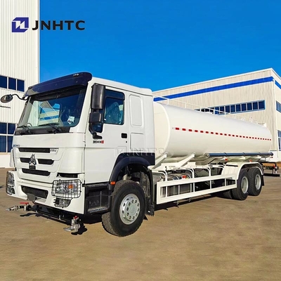 Nuevo camión cisterna de agua Howo camión de rociado de agua 6X4 380HP 10 ruedas 25m3 a la venta