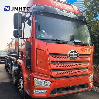 Nuevo FAW J6L 350HP 8X4 28000L 35000L 30000lL camión tanque de combustible de alta calidad