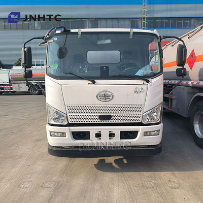 Camión cisterna de combustible FAW