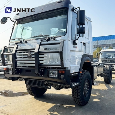 SINOTRUK HOWO 4X4 Vehículo de carga Transmisión Peso Camión chasis buen precio