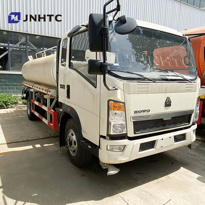 China Howo Tanque camión de agua 4x2 camiones de agua ligera 10cbm camión de rociador de agua