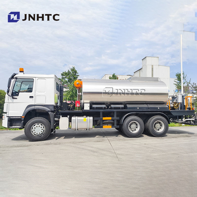 HOWO Distribuidor inteligente de betún Equipo de pulverización de asfalto Camiones 6X4 336HP En venta