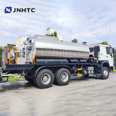 HOWO Distribuidor inteligente de betún Equipo de pulverización de asfalto Camiones 6X4 336HP En venta