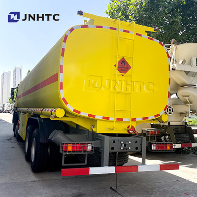 Sinotruk Howo camión tanque de petróleo 8X4 400HP LHD Diesel combustible de aceite de reabastecimiento de combustible tanque de entrega