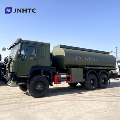Sinotruk Howo Cisterna de aceite caliente 6x6 con todo el tracción LHD Cisterna de aceite de combustible diésel para la venta