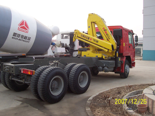 El camión del tractor de Sinotruk montó las grúas que las toneladas del equipo 336hp 6×4 XCMG12 Crane