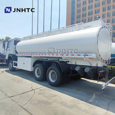 Precio de fábrica Sino Howo 6x4 8x4 20 Cbm Tanque de combustible de petróleo Camión de transporte Camión cisterna de combustible para la venta