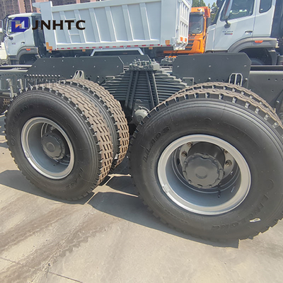 Venta caliente SINOTRUK HOWO T7S 6x4 camión de descarga camión de chasis diésel para África