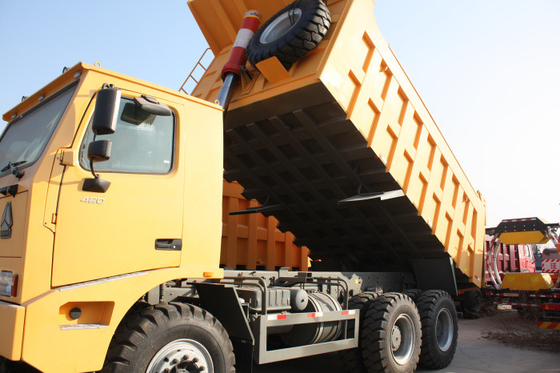 70T que mina el camión volquete resistente de Sinotruk HOVA