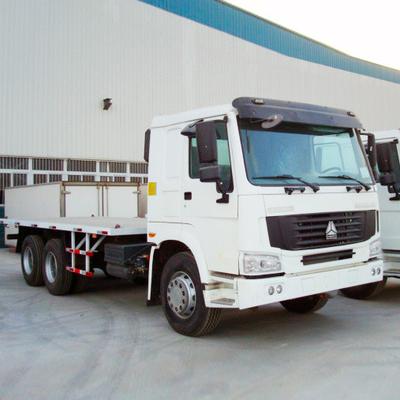 Ponga verde 6 x 4 camiones resistentes 371HP 40 toneladas un cargamento de la cama para transportar el cargo