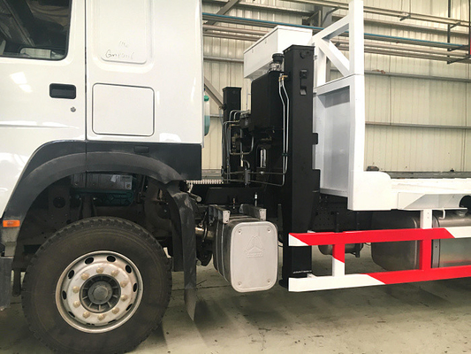10 plano pesado del camión 30-40T del cargo de Sinotruk Howo7 de los neumáticos con la escalera 6x4 Euro2 371hp