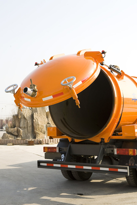 Camión de la limpieza del tanque séptico de la bomba de vacío de Sinotruk Howo7 16CBM que recoge el barro de aguas residuales