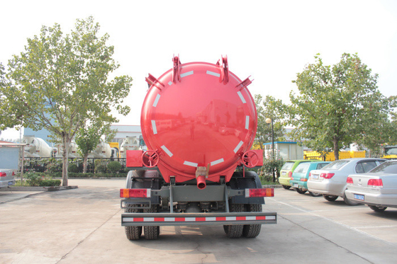 capacidad del tanque del camión 10M3 de la succión de las aguas residuales de 4x2 Sinotruk Howo7 en color rojo