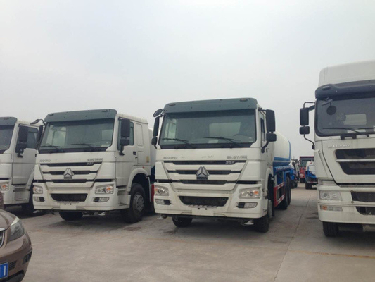 Camión 20M3 20000L 6x4 del depósito de gasolina de Sinotruk Howo7 de la larga vida con la bomba y los tubos