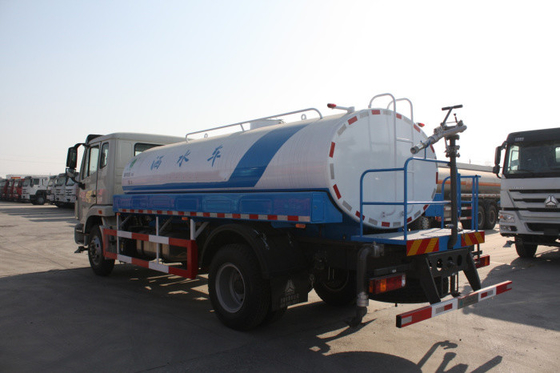 6 motor del euro II de la capacidad de Cbm del camión del tanque de agua de las ruedas 10 para limpiar