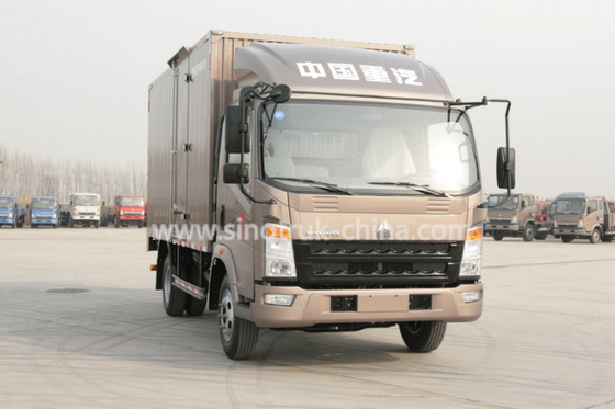 4x2 Euroii Howo 7000kg refrigeró el camión de la caja con el motor de Yunnei y el neumático de 6 triángulos
