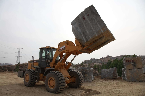 Cargador de la rueda de la maquinaria de construcción pesada de LW600K XCMG con el cubo del ³ de los 3.5-4.5M