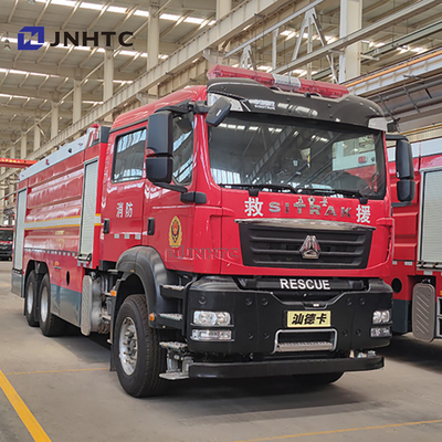 HOWO 18m Alto brazo de pulverización 4x2 12000l Gran flujo de rescate de incendios camión de bomberos para la venta