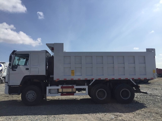 modelo resistente del volquete de Sinotruk Howo7 del camión volquete de 6x4 18M3-20M3 para 40-50T