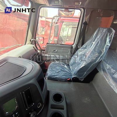 China Marca famosa HOWO camiones de remate 6X4 400HP camión de basura transporte en África Venta caliente