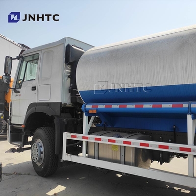 Nuevo Sinotruk HOWO Camión de tanque de agua 6X4 400HP 10 llantas Tanque de rociador Mejor opción