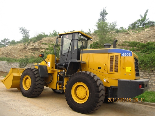 SEM 650B cargador de la rueda de 5 toneladas con Cummins Engine 5000 kilogramos de capacidad de carga clasificada