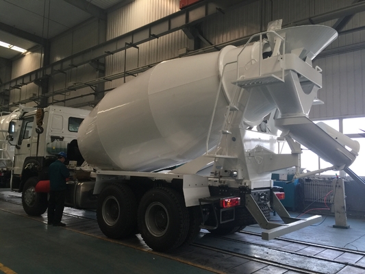 El camión 10 del mezclador de cemento de HOWO rueda el depósito de gasolina del euro 2 10m3 400L